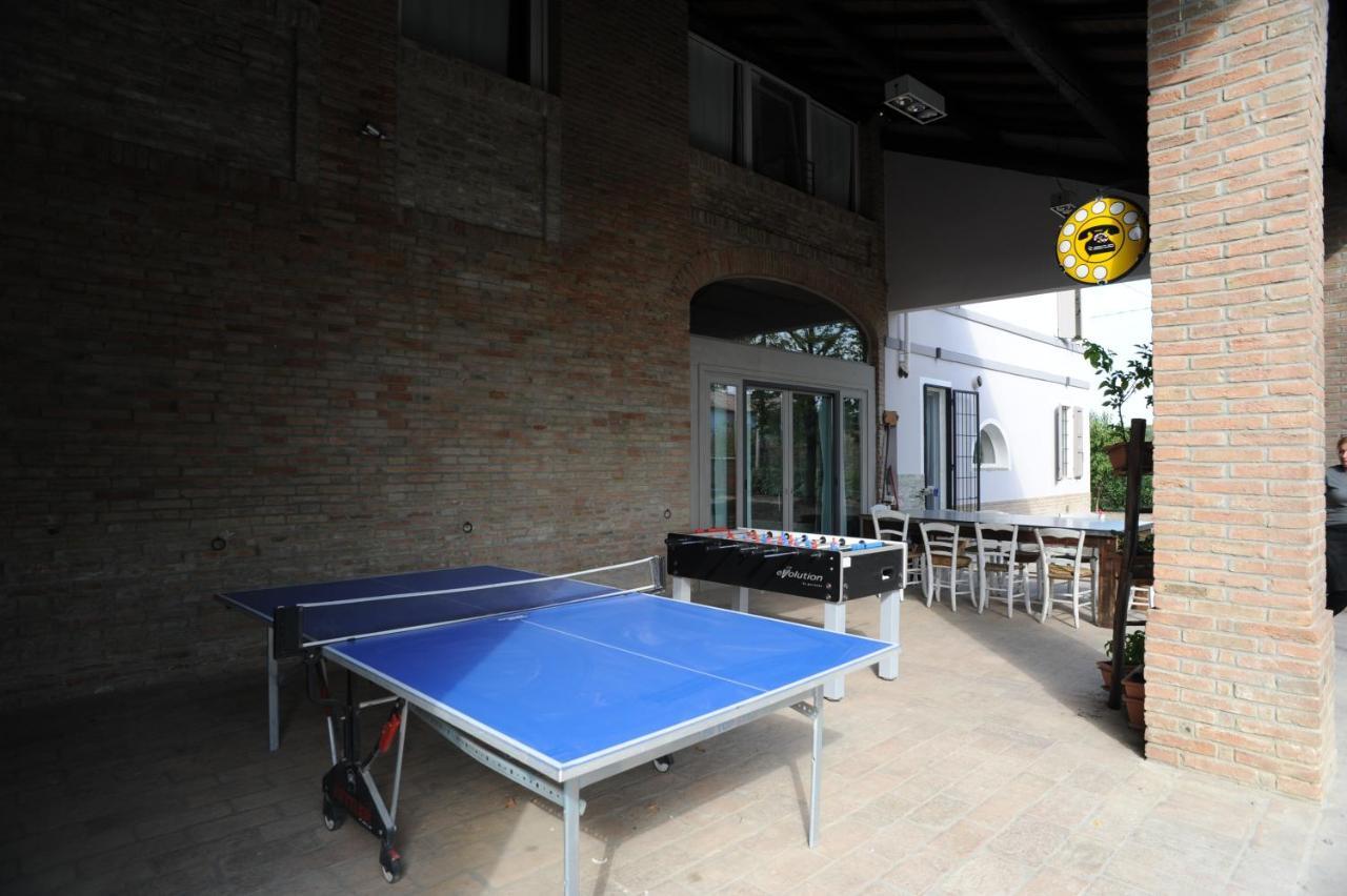 Hotel Tlcafe Hospitality San Secondo Parmense Exterior foto